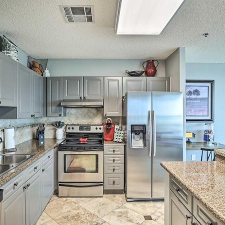 Fort Worth Condo With Racetrack Views And Pool Access ภายนอก รูปภาพ