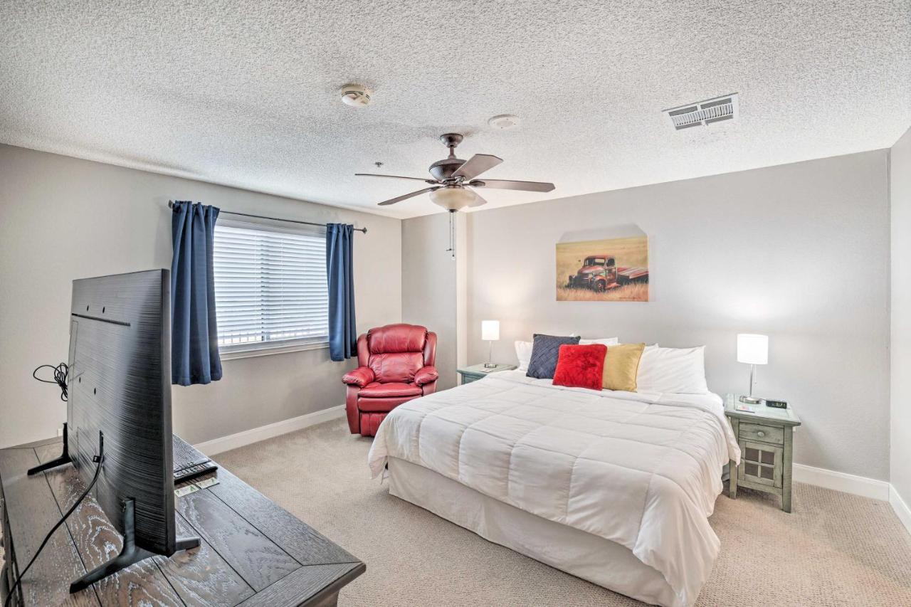 Fort Worth Condo With Racetrack Views And Pool Access ภายนอก รูปภาพ