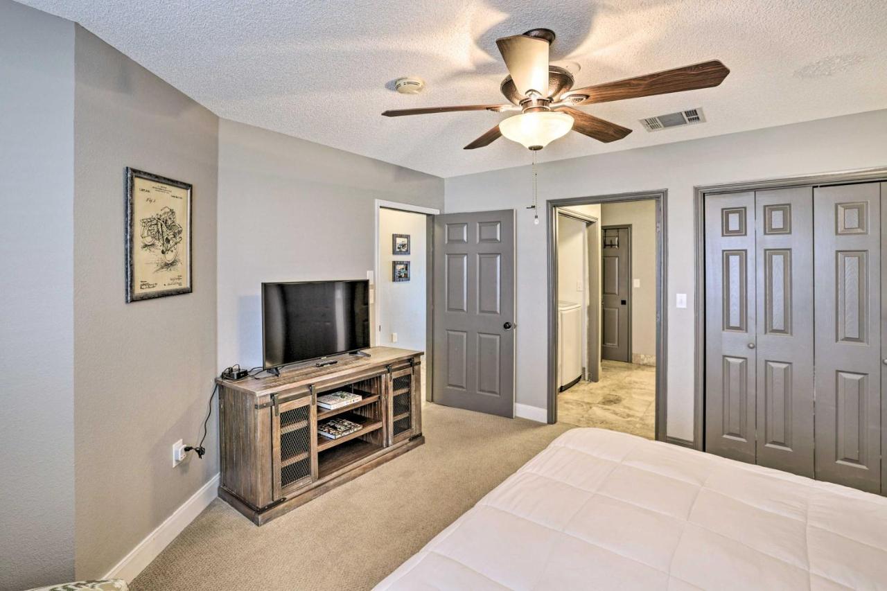 Fort Worth Condo With Racetrack Views And Pool Access ภายนอก รูปภาพ