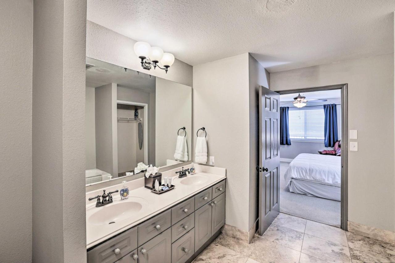 Fort Worth Condo With Racetrack Views And Pool Access ภายนอก รูปภาพ