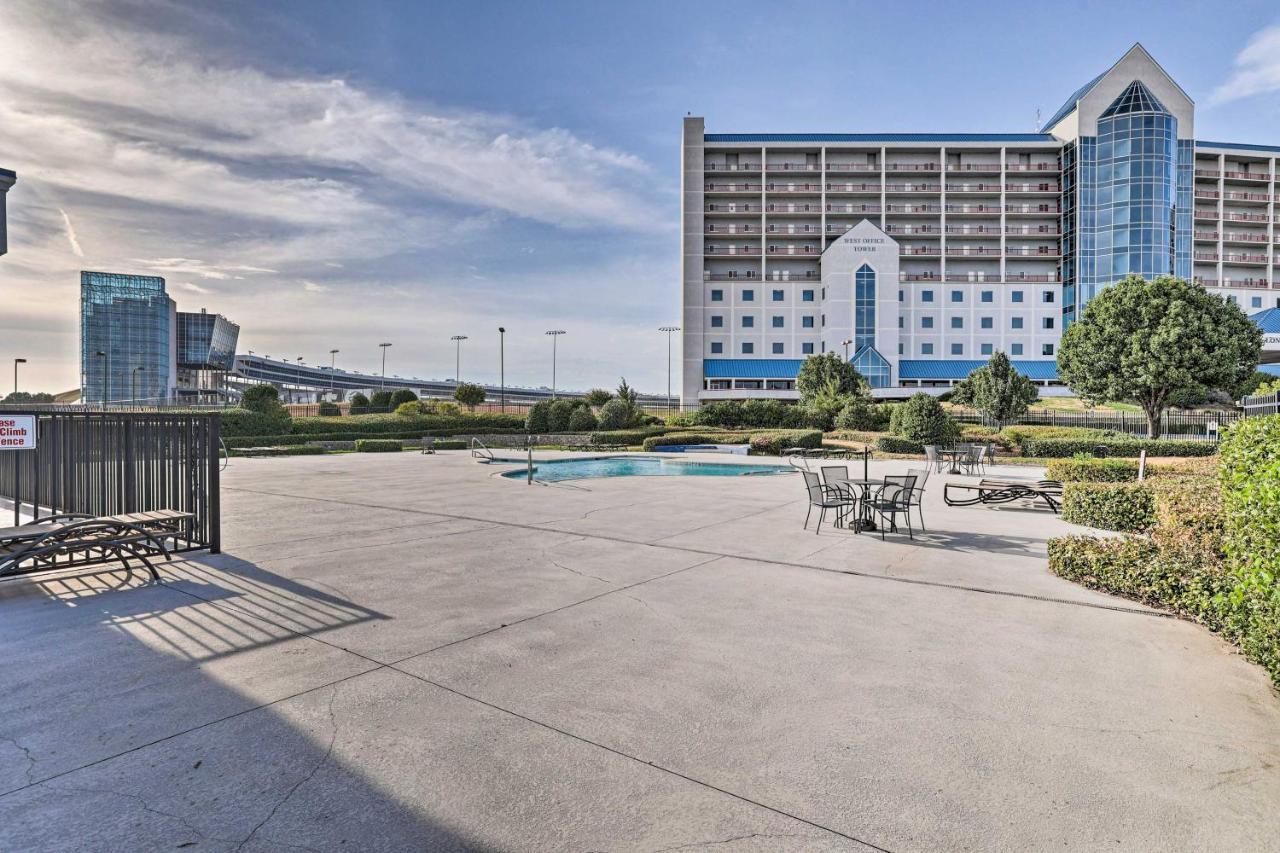 Fort Worth Condo With Racetrack Views And Pool Access ภายนอก รูปภาพ